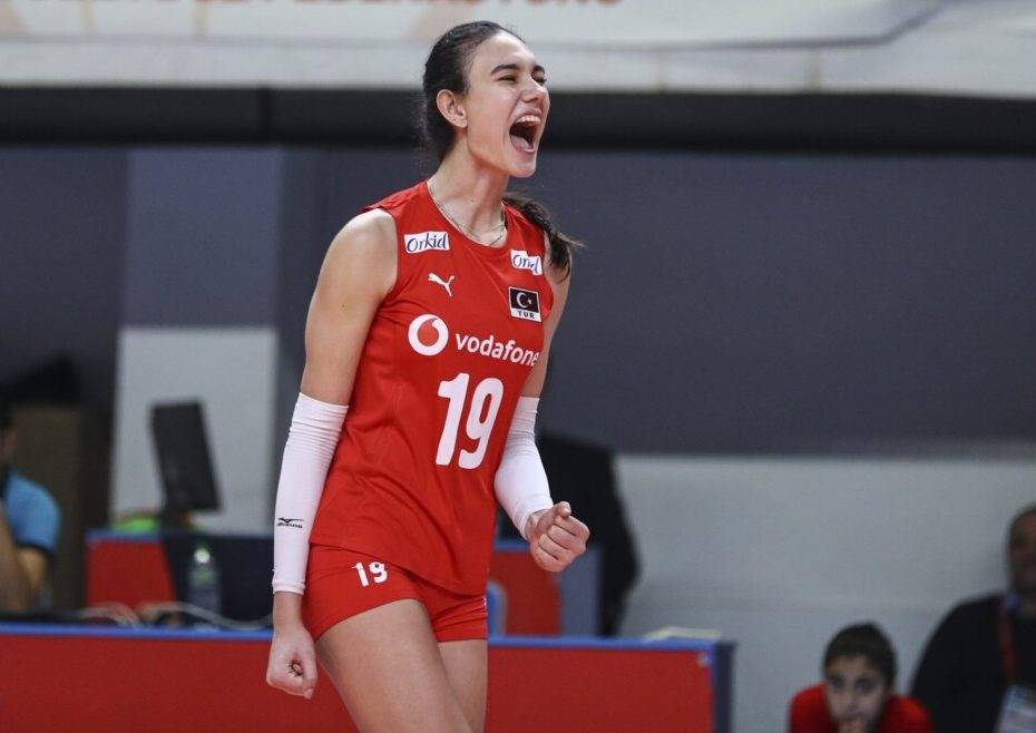 Harika kız Defne Başyolcu: Defne Başyolcu kimdir? 5